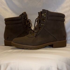 Nautica Gray Brown Lace-Up Ankle Boots